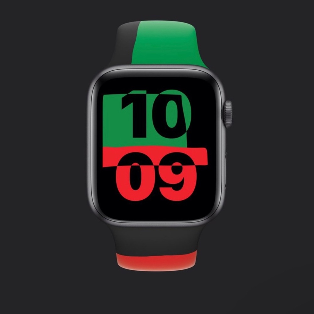 Apple Watch Black Unity Sport Band 44mm
Black & Green NWT factory sealed
